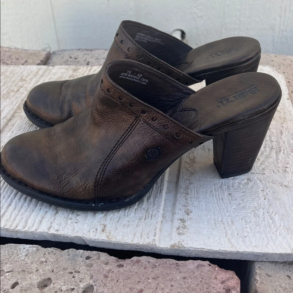 Born Bronze Leather Clogs High Heel Slides 10 / EU 42